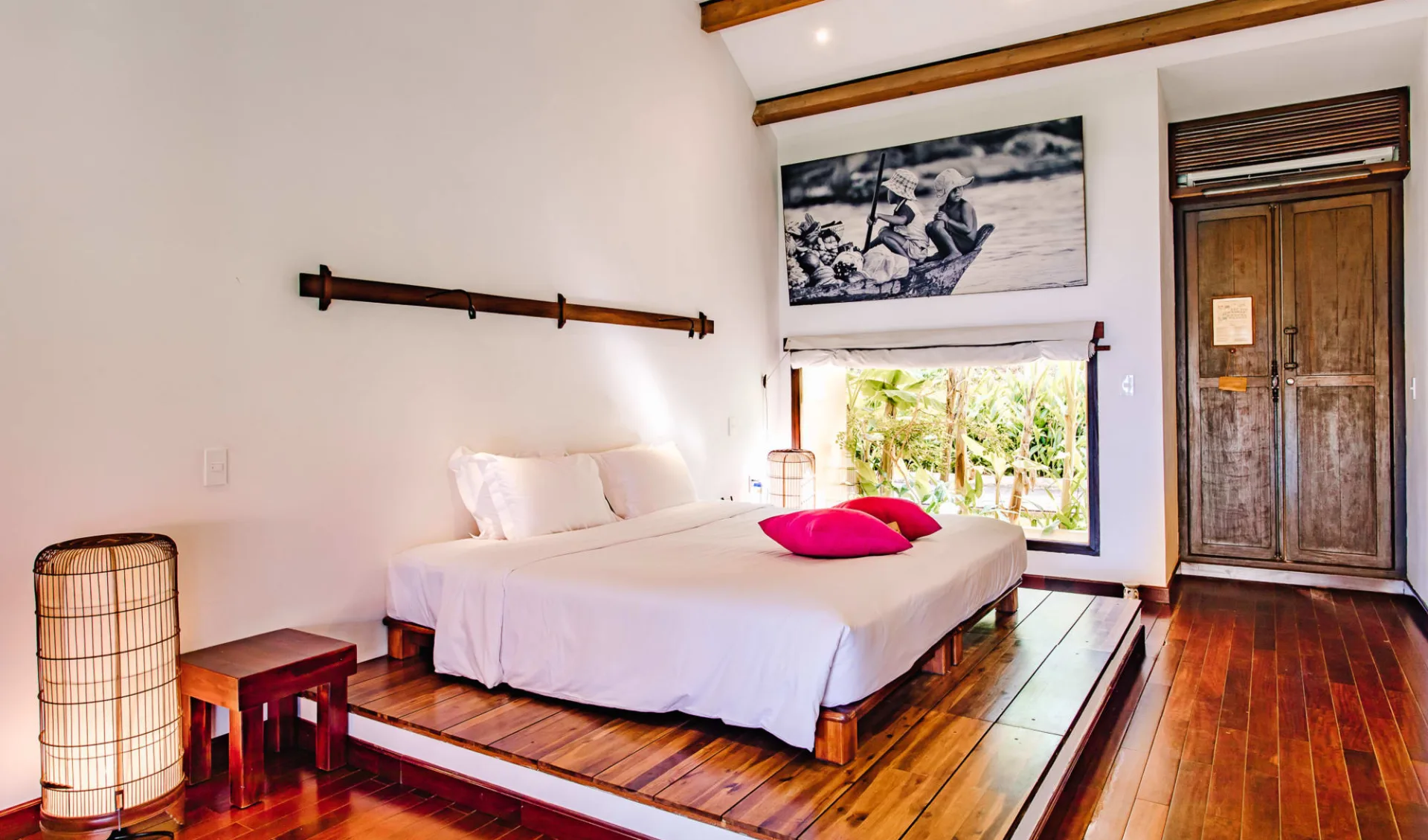 Chen Sea Resort & Spa in Phu Quoc:  Beachfront Villa | bedroom
