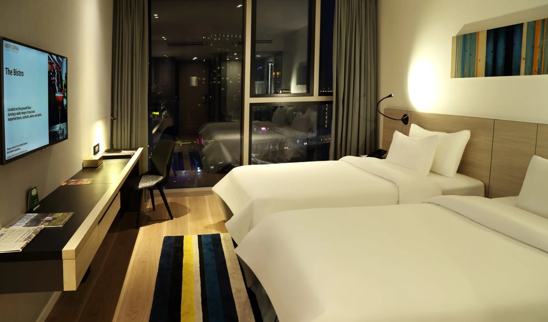 Liberty Central Saigon Citypoint: Premier Deluxe | Twin Liberty Central Saigon Citypoint: Premier Deluxe | Twin