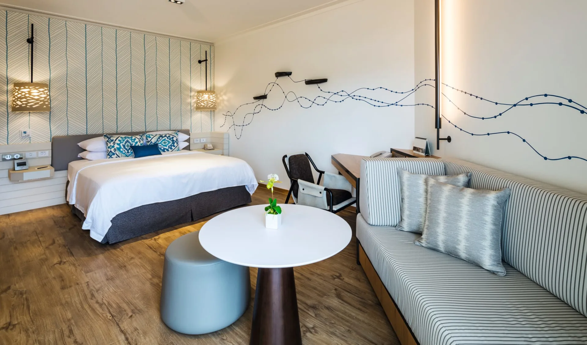Shangri-La Hotel The Marina Cairns: Shangri-La Hotel The Marina Cairns - Deluxe Sea View 2018 Shangri-La Hotel The Marina Cairns: Shangri-La Hotel The Marina Cairns - Deluxe Sea View 2018