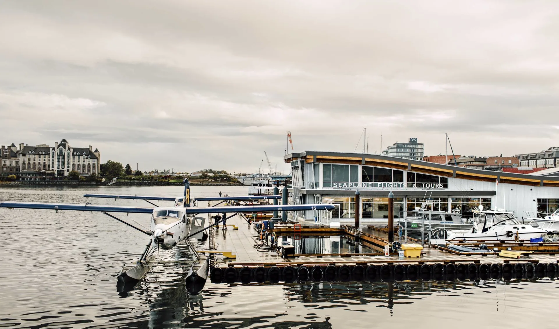 Wasserflugzeug-Abenteuer: Vancouver, Victoria & Whistler entdecken (individuell): Seaplane Harbour Victoria Wasserflugzeug-Abenteuer: Vancouver, Victoria & Whistler entdecken (individuell): Seaplane Harbour Victoria