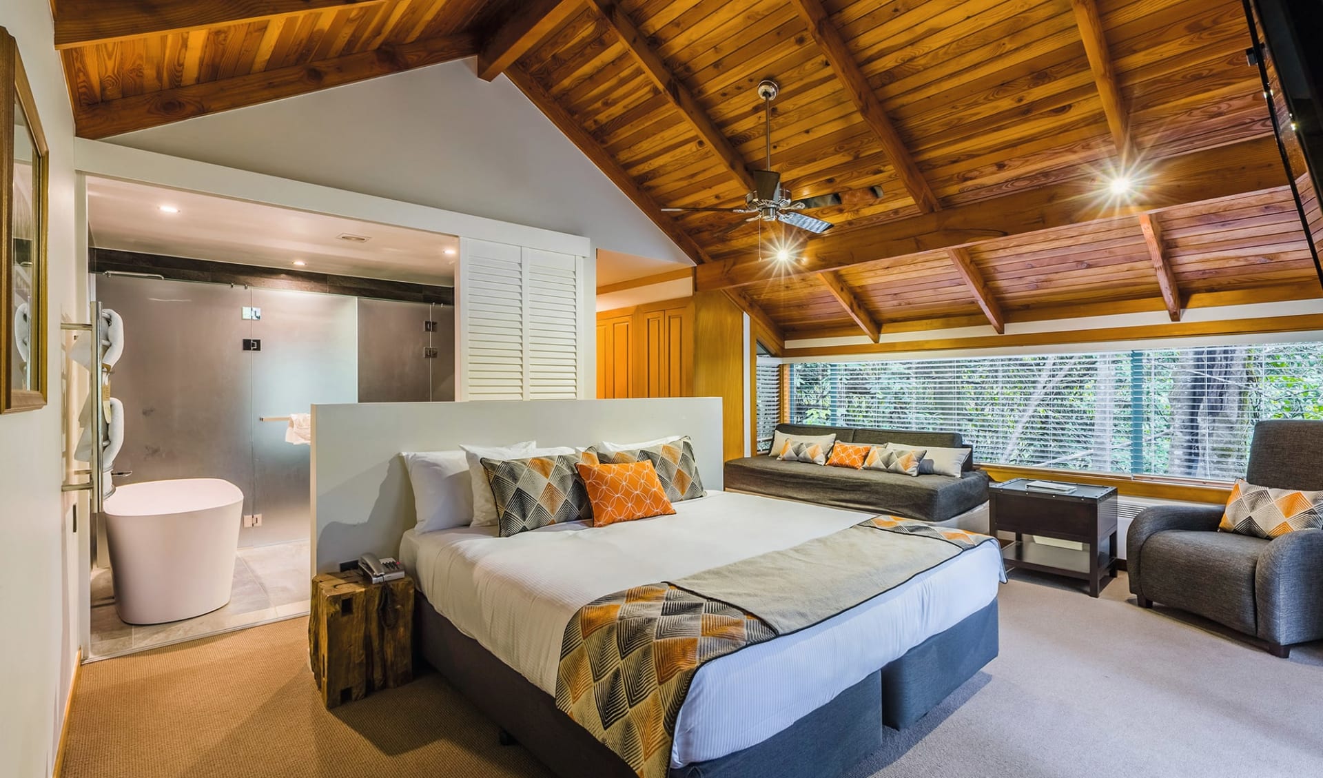 Grand Mercure Puka Park Resort in Pauanui: Zimmer Grand Mercure Puka Park Resort Coromandel Neuseeland - Rimu Chalet 2017