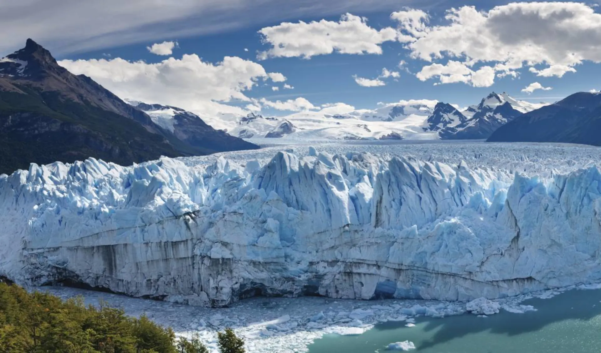 Zubucherreise Buenos Dias Argentina ab Buenos Aires: Argentinien - Perito Moreno - Sicht an Gletscherwand