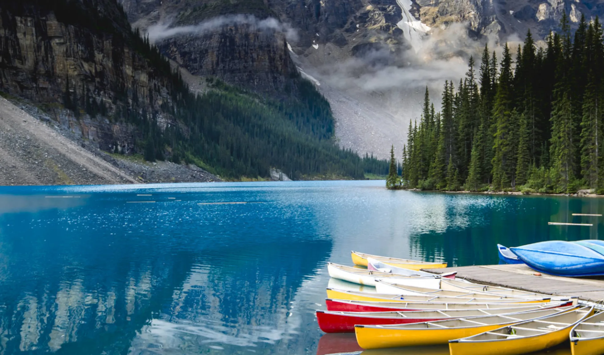 Geheimnisvoller Nordwesten ab Calgary: Banff Nationalpark - Moraine Lake Geheimnisvoller Nordwesten ab Calgary: Banff Nationalpark - Moraine Lake