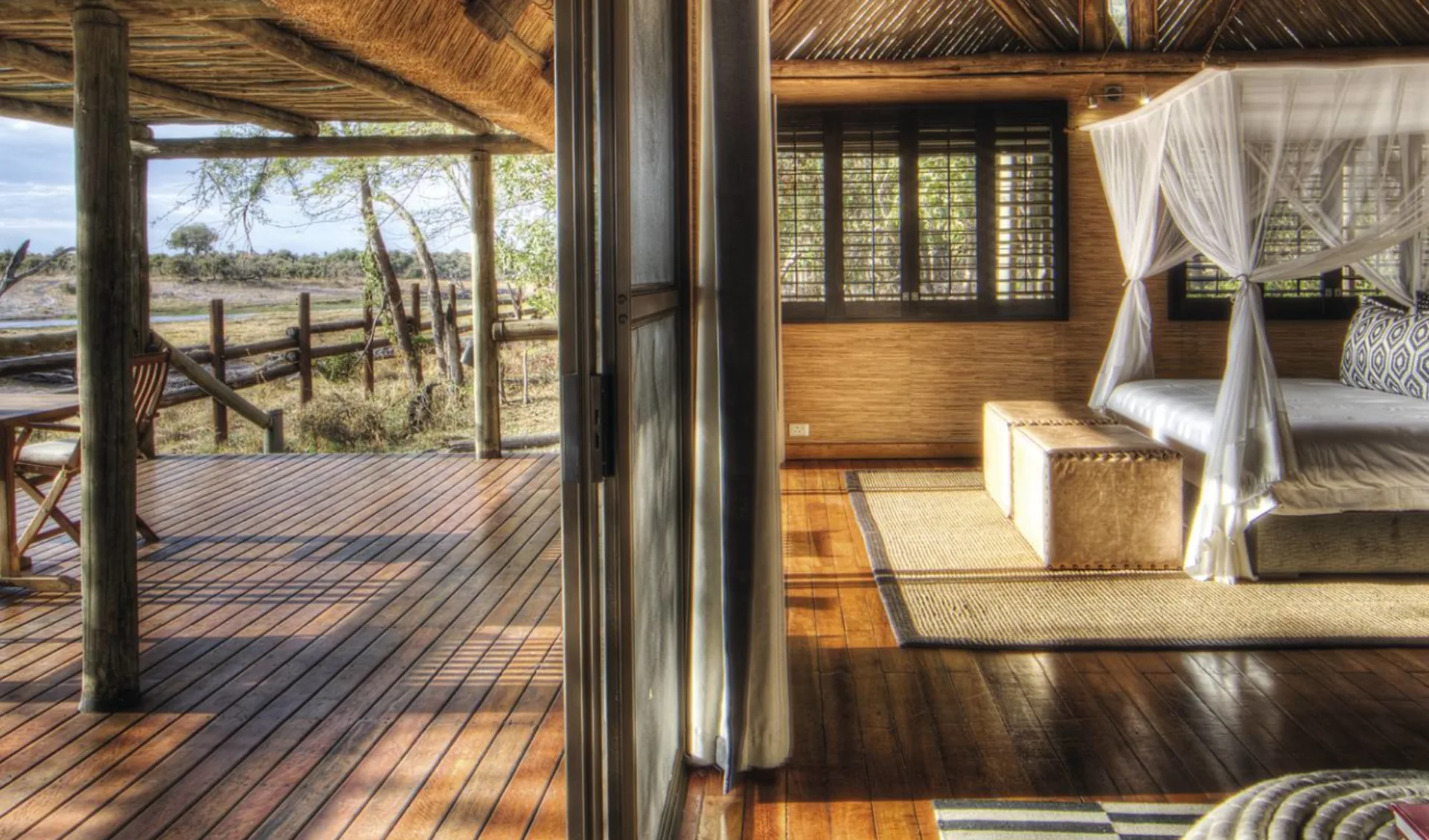 Savute Safari Lodge in Savuti Region: Savute Safari Lodge - Zimmer mit Terasse - c Desert&Delta