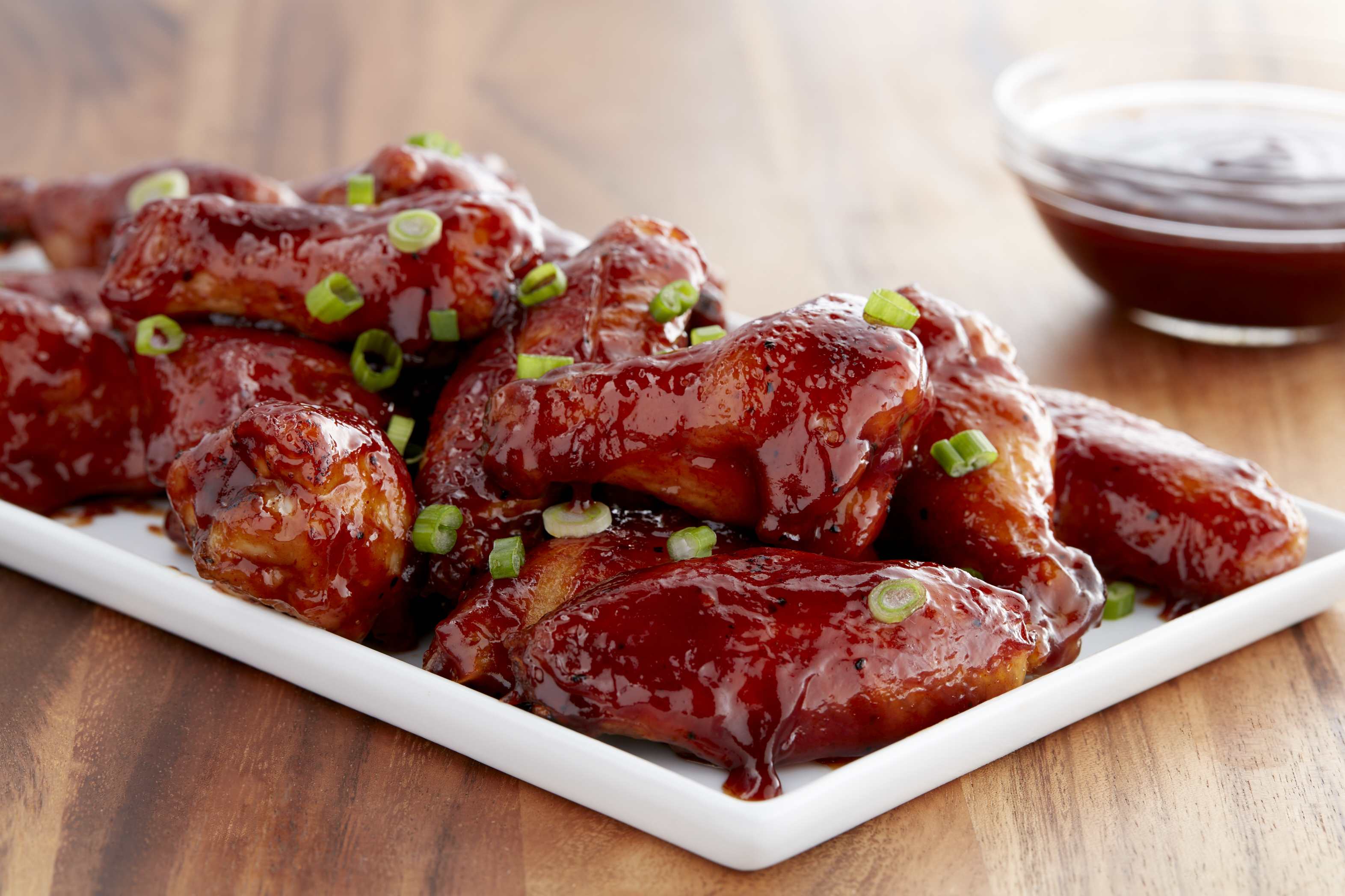https://res.cloudinary.com/kraft-heinz-whats-cooking-ca/image/upload/f_auto/q_auto/c_limit%2Cw_3840/v1/dxp-images/brands/Recipes/all-recipe-assets/classic-sweet-bbq-chicken-wings/d8563bb333ad4007a8efb44ee4fd00bc_nz7pjb?_a=BAVMn6ID0