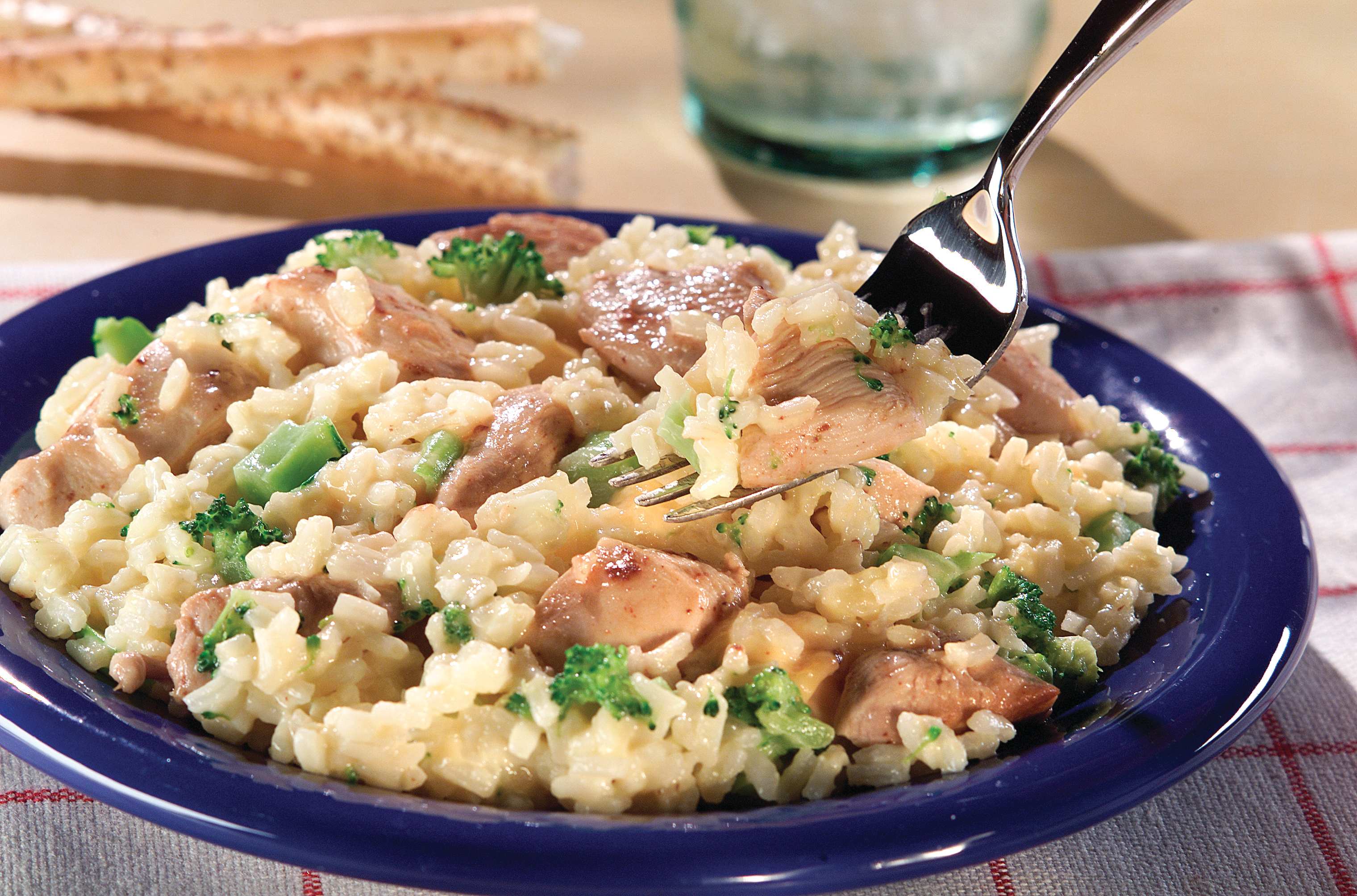 VELVEETA® Creamy Chicken Broccoli Skillet | Velveeta | United