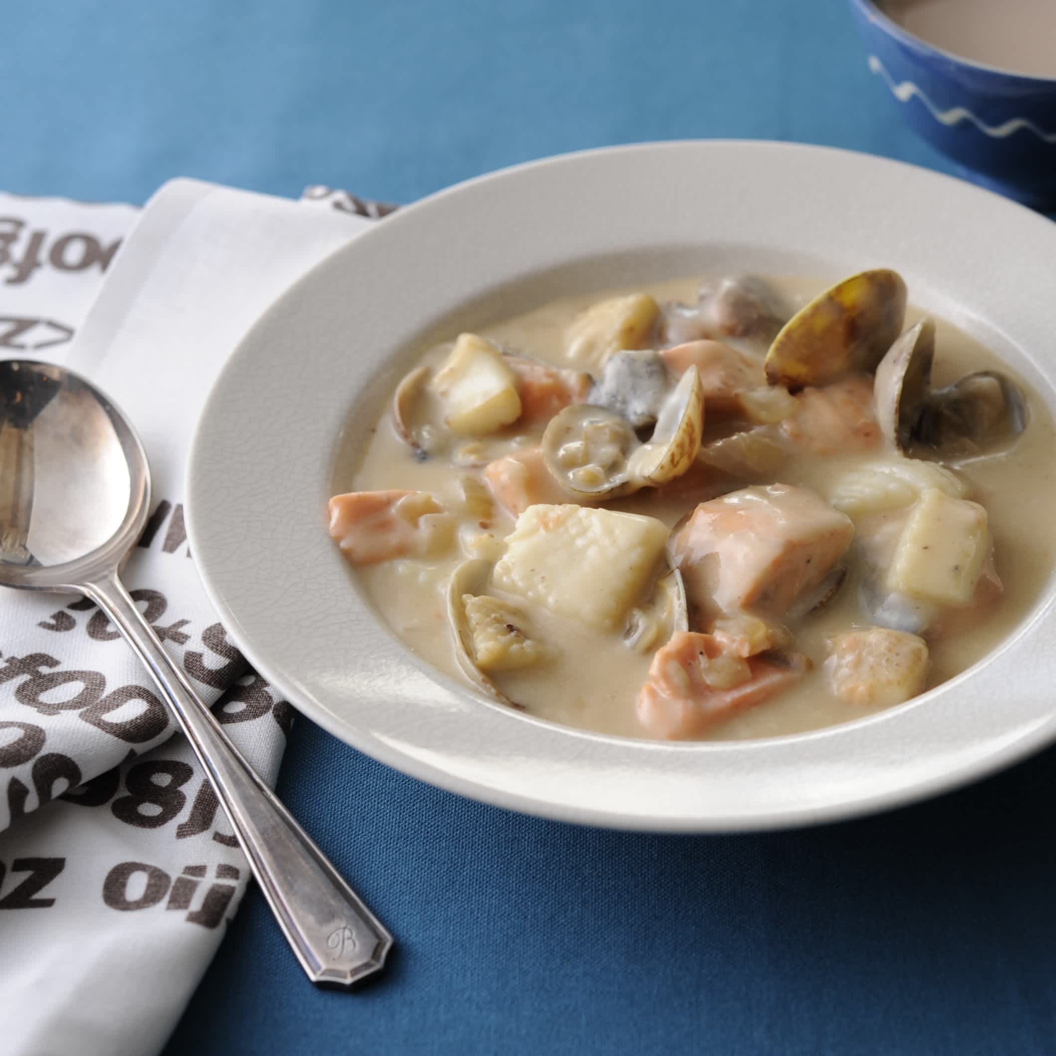 たっぷりシーフードのクリームシチュー