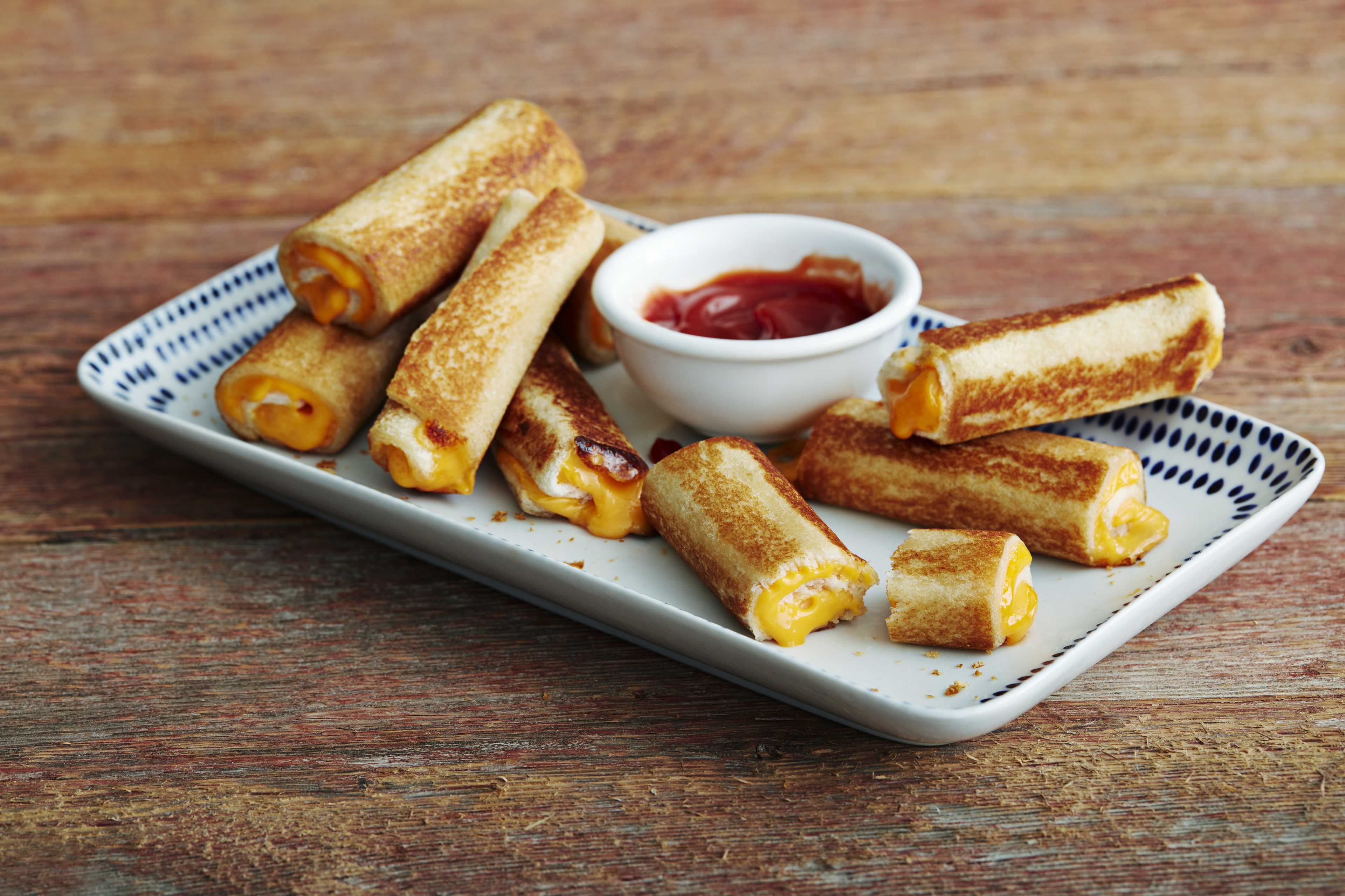 Grilled Cheese Roll-Ups