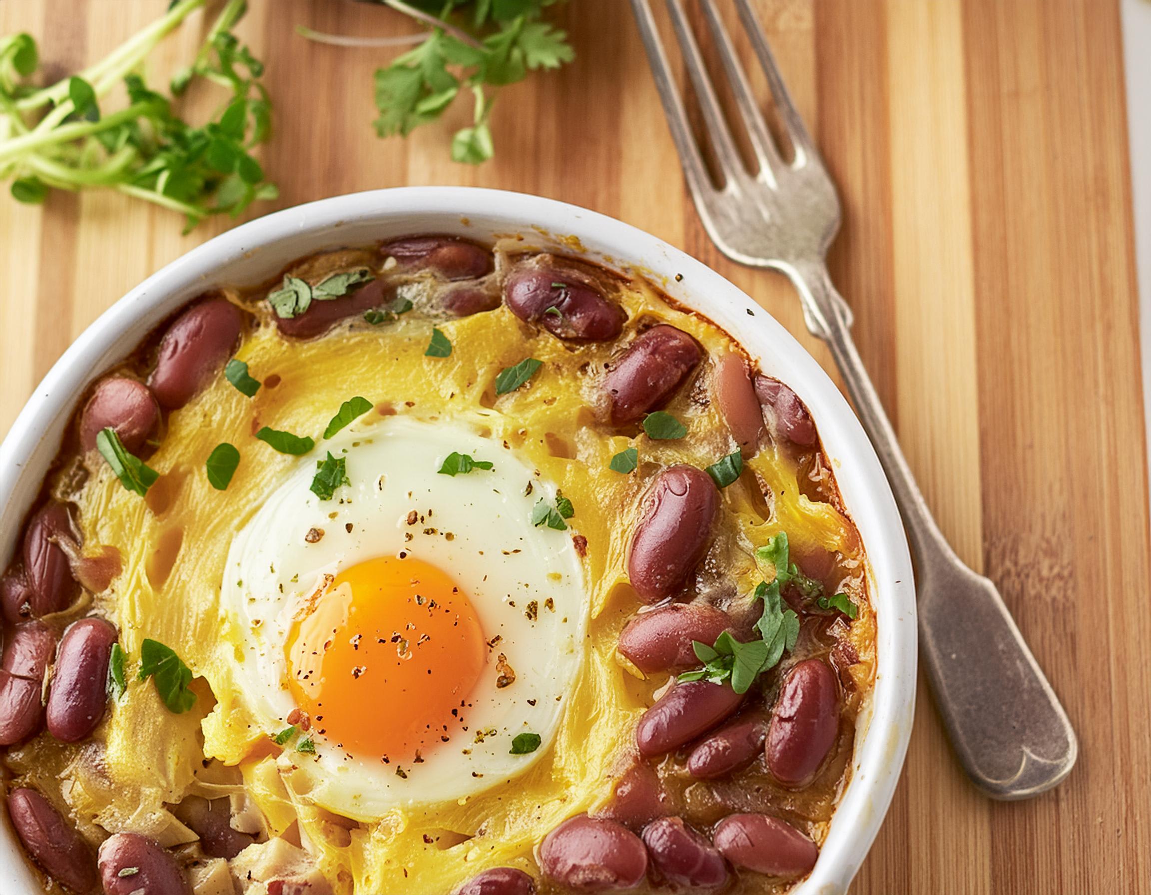 Beans spanish eggs