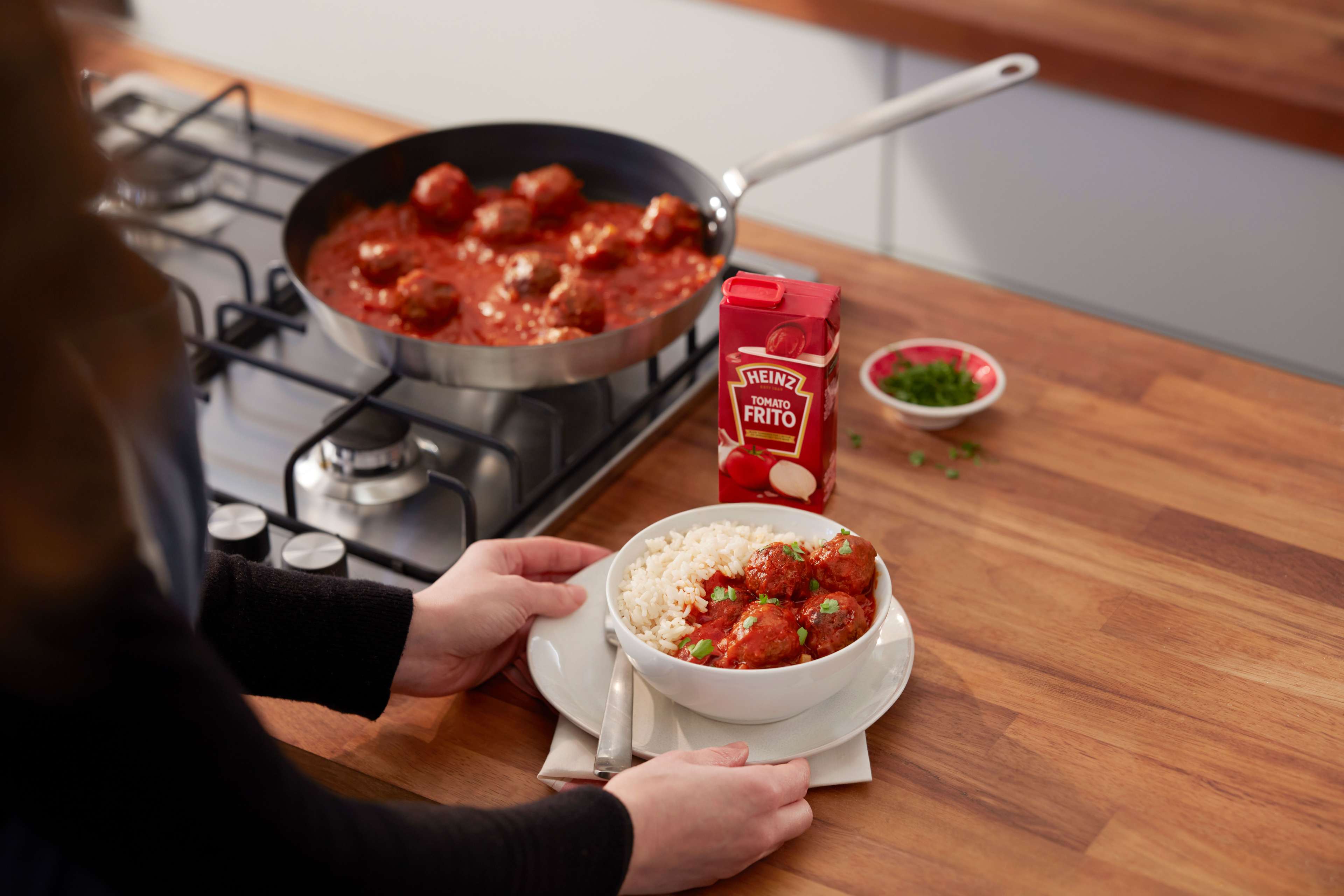 Gehaktballetjes in tomatensaus met rijst