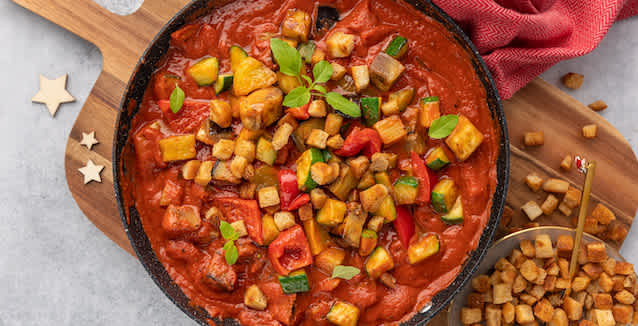 ¿Cómo sazonar la salsa de tomate?