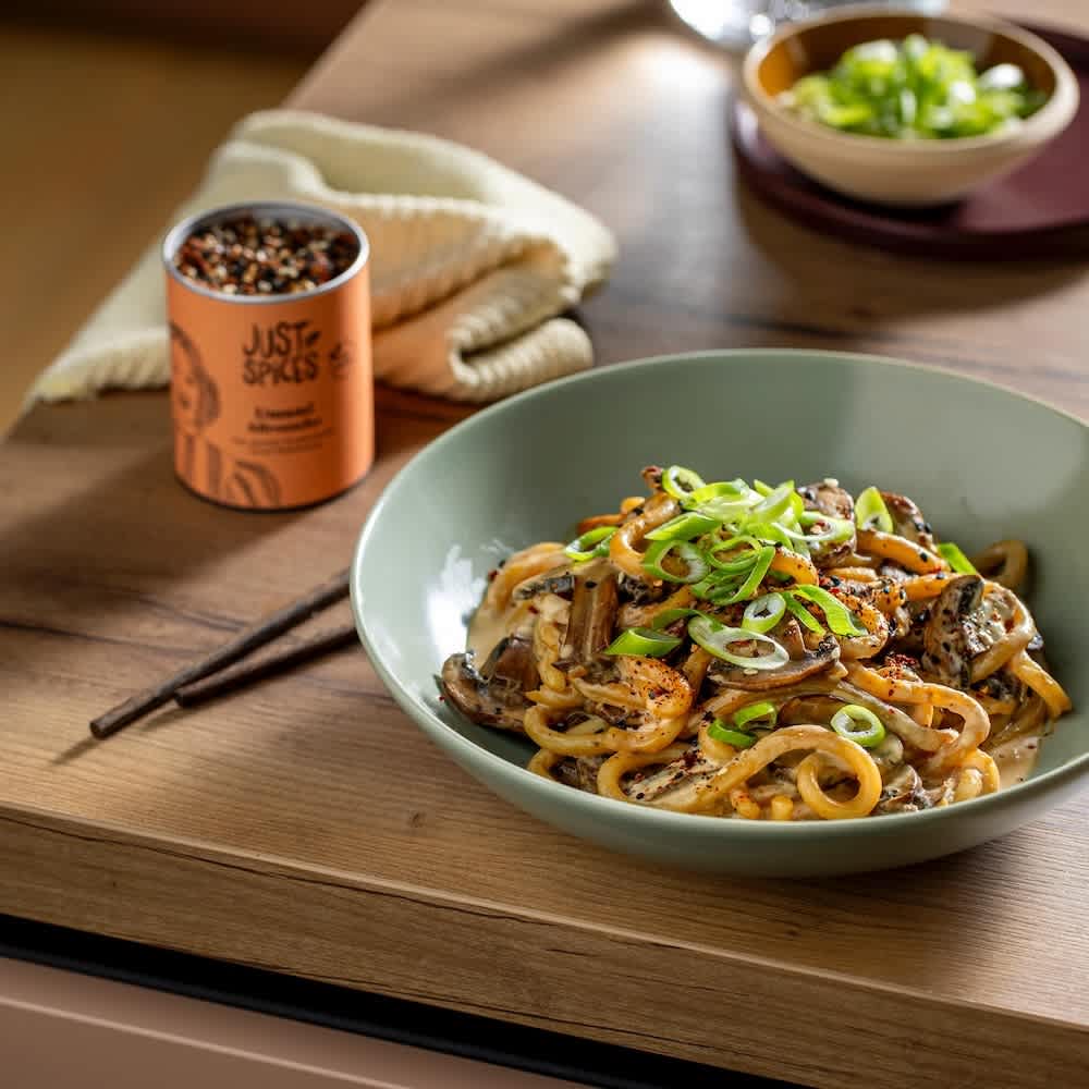 Creamy Miso Udon Nudeln