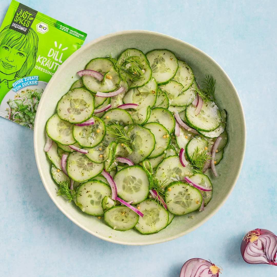 Würziger Gurkensalat mit Dressing Mix