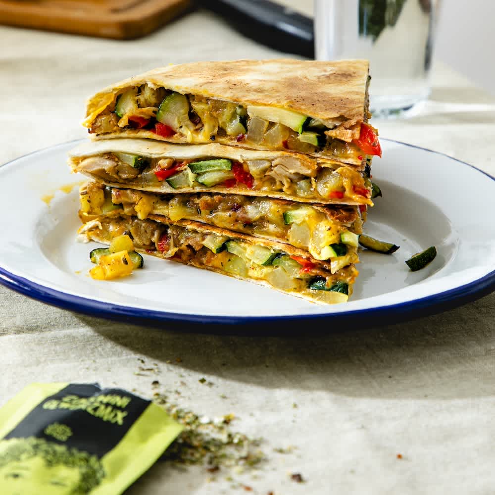 Quesadilla mit Kartoffeln, Hähnchen und Gemüse
