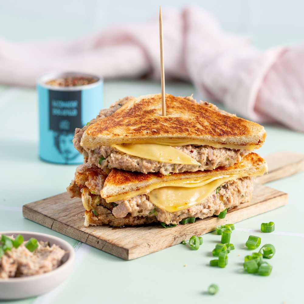 Sándwich de atún