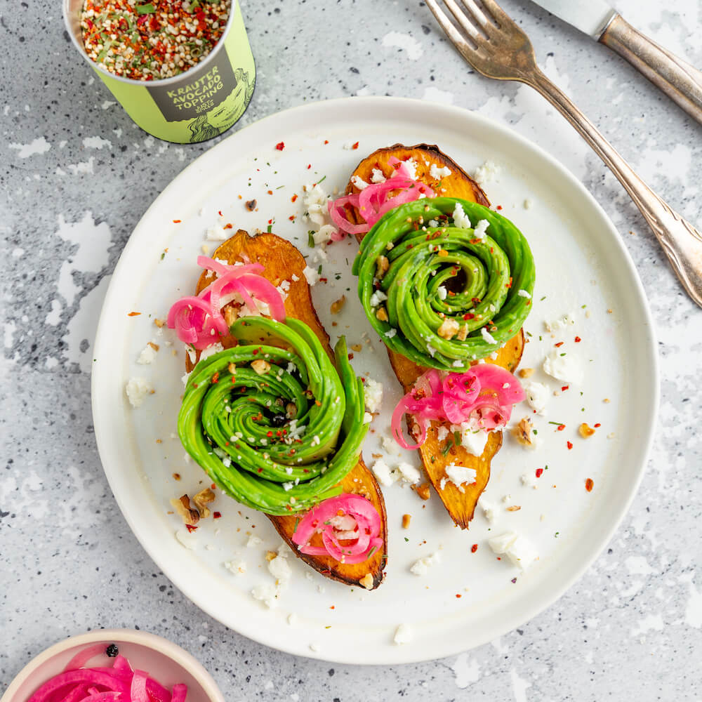 Süßkartoffel-Toasts mit Avocado