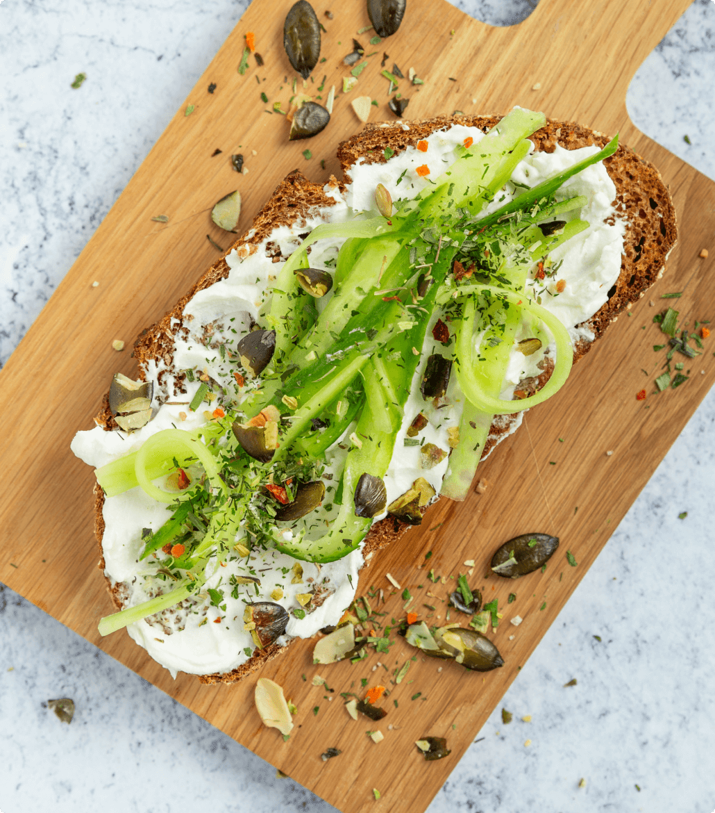 Kräuter Avocado Topping