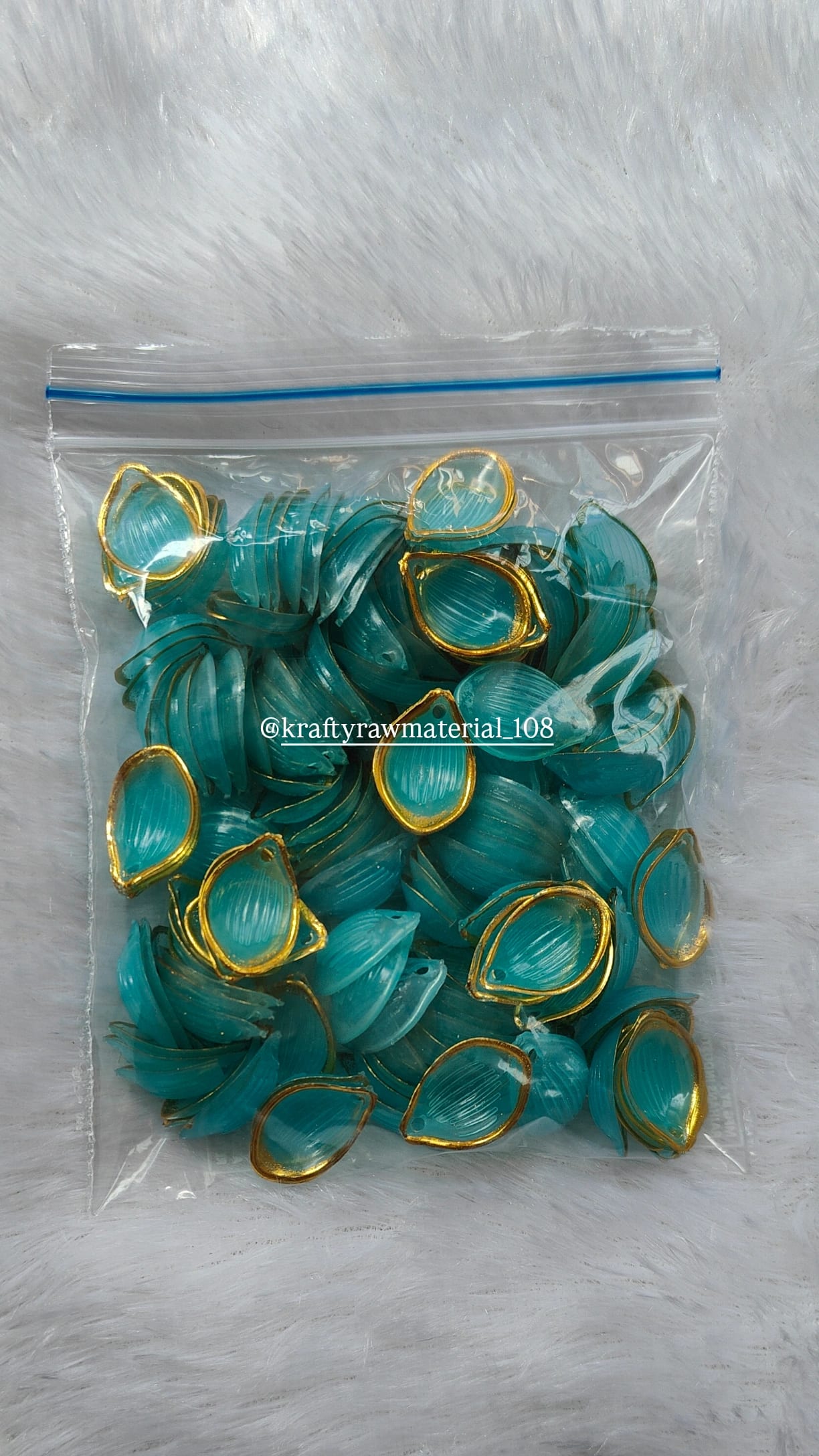 Decorative Artificial Petals (8)