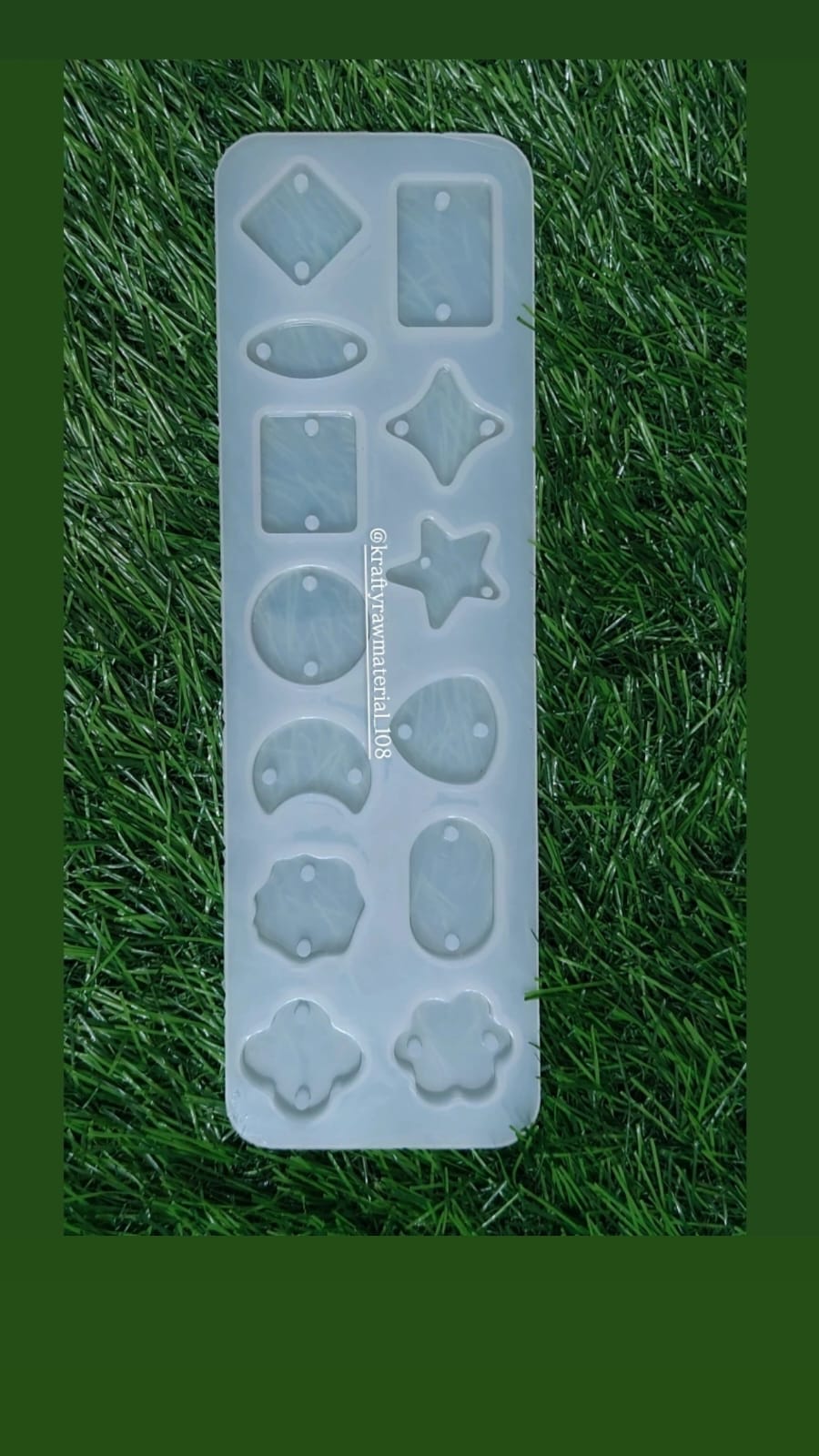 13 in 1 Rakhi Mould