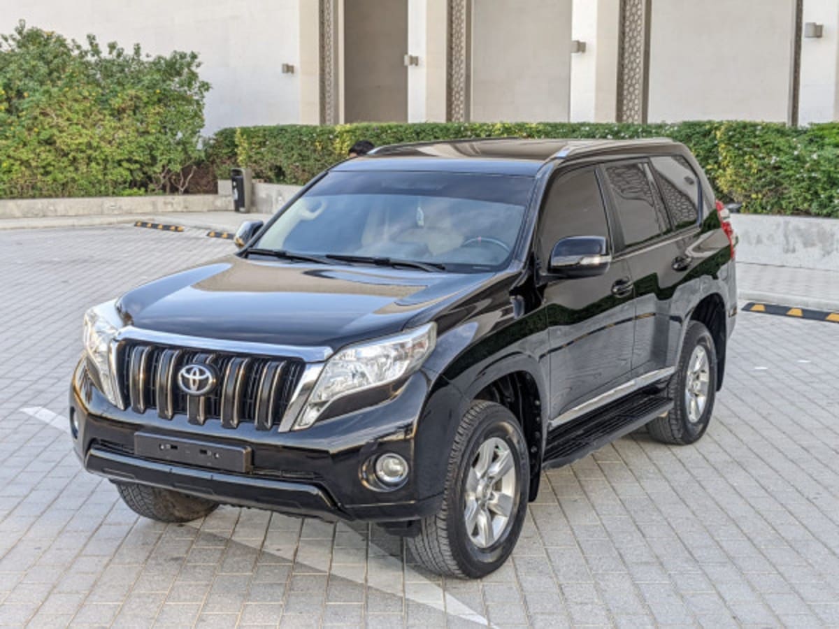 2015 Toyota Land Cruiser Prado photo 1