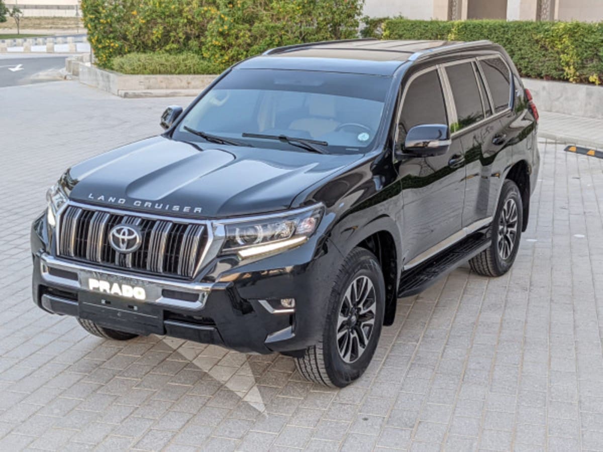 2015 Toyota Land Cruiser Prado photo 1