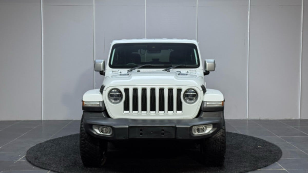 2020 Jeep Wrangler photo 1
