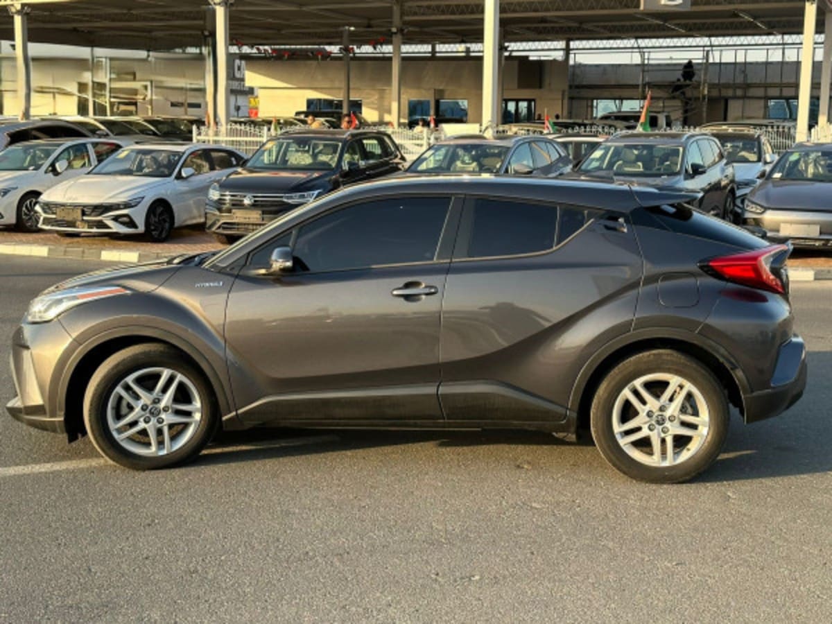 2020 Toyota C Hr photo 1