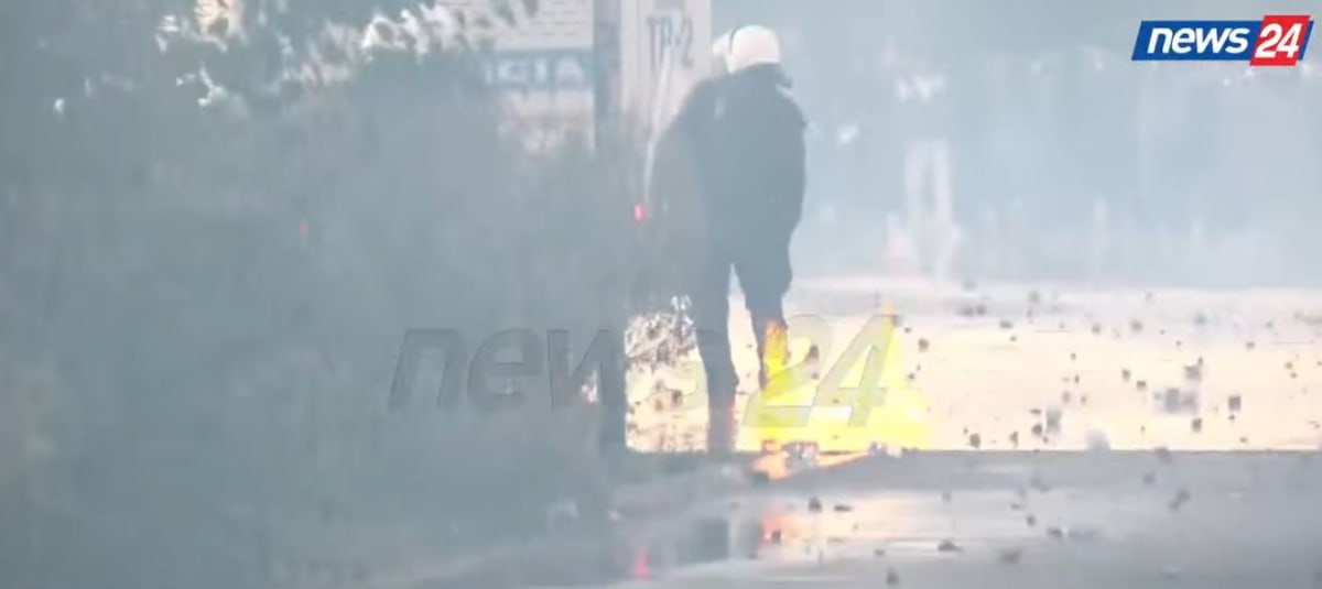 Tensione të larta dhe përplasje fizike mes protestuesve dhe forcave të rendit në Tiranë