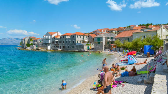 Strand i Postira p� �n Brac