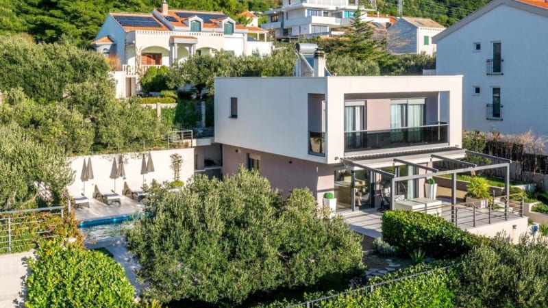 Semesterhus med pool i Kroatien