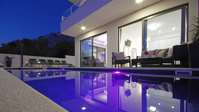 Semesterhus med pool i Kroatien