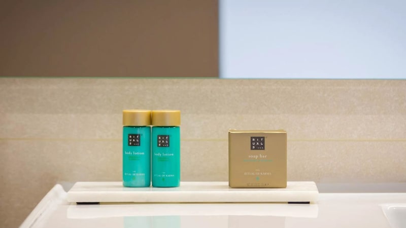 Produkter i badrum p hotell Aminess