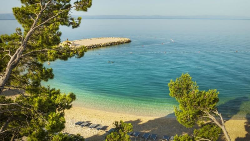 Strand i Makarska i Kroatien