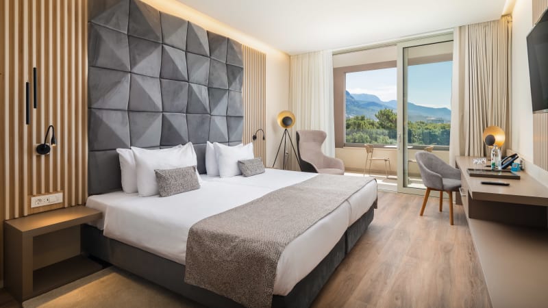Dubbelrum med delvis havsutsikt p hotell Aminess