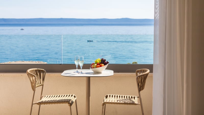 Dubbelrum med havsutsikt p hotell Aminess
