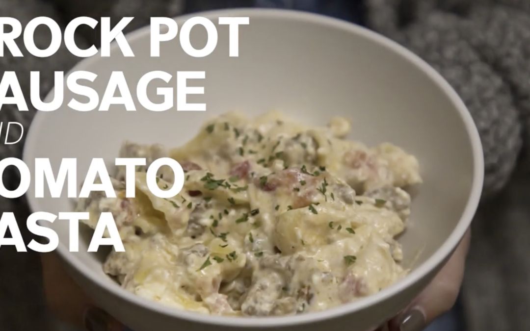 Meals on-the-go: Crock Pot Sausage and Tomato Pasta