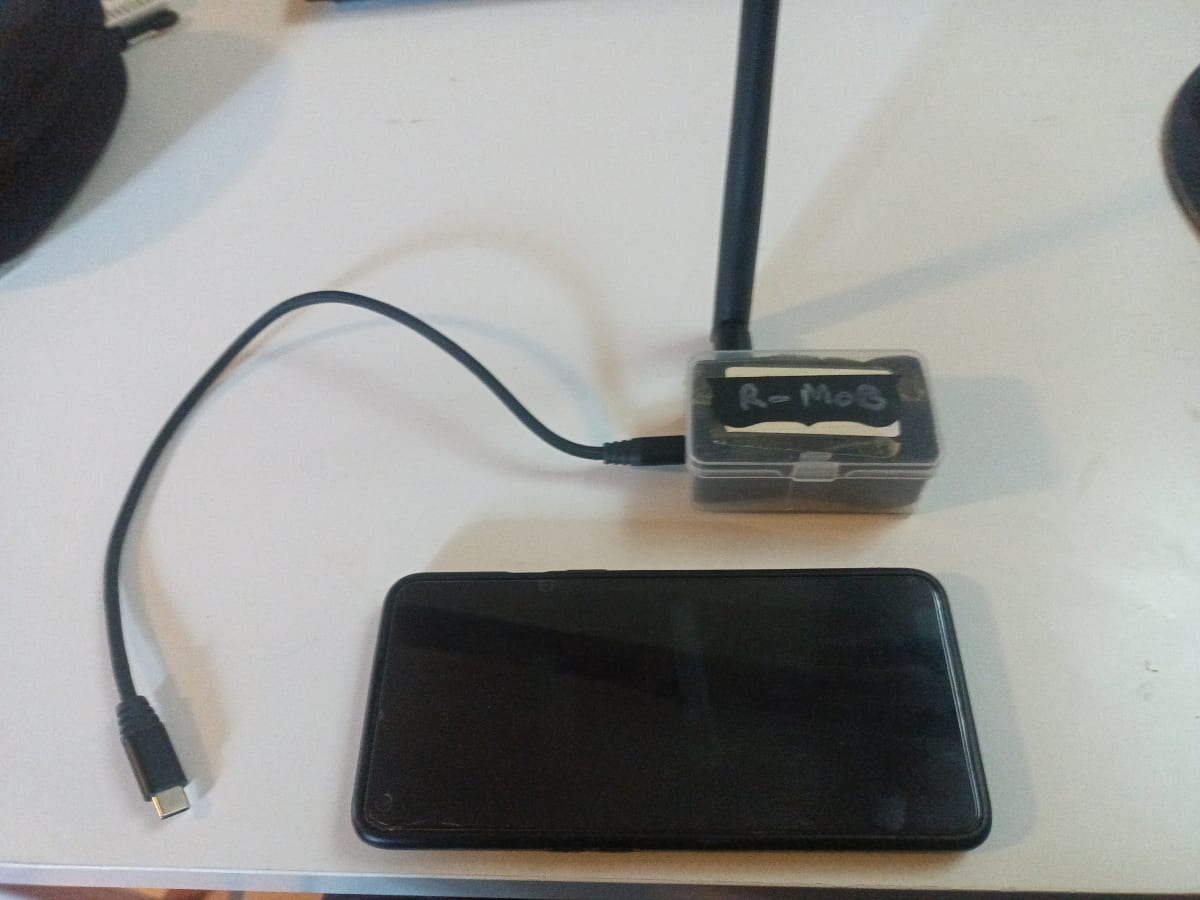 LoRa mesh networks using Meshcore software