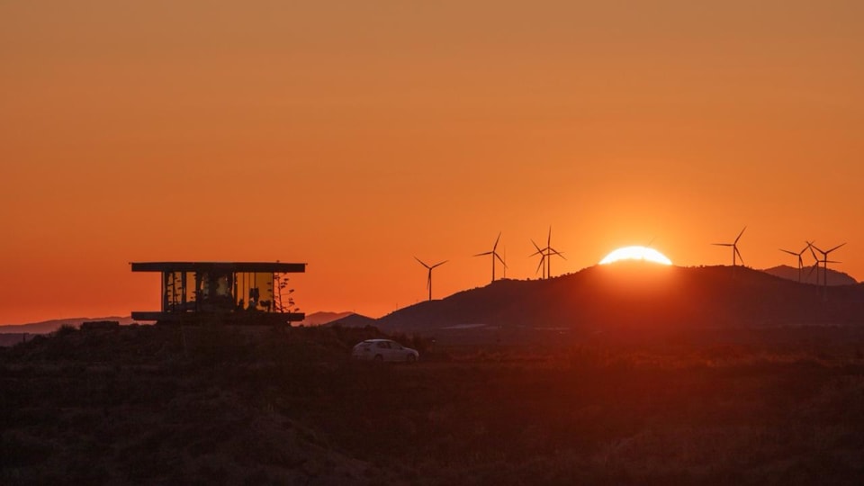 Sunrise, the Glass House, Desierto de Gorafe