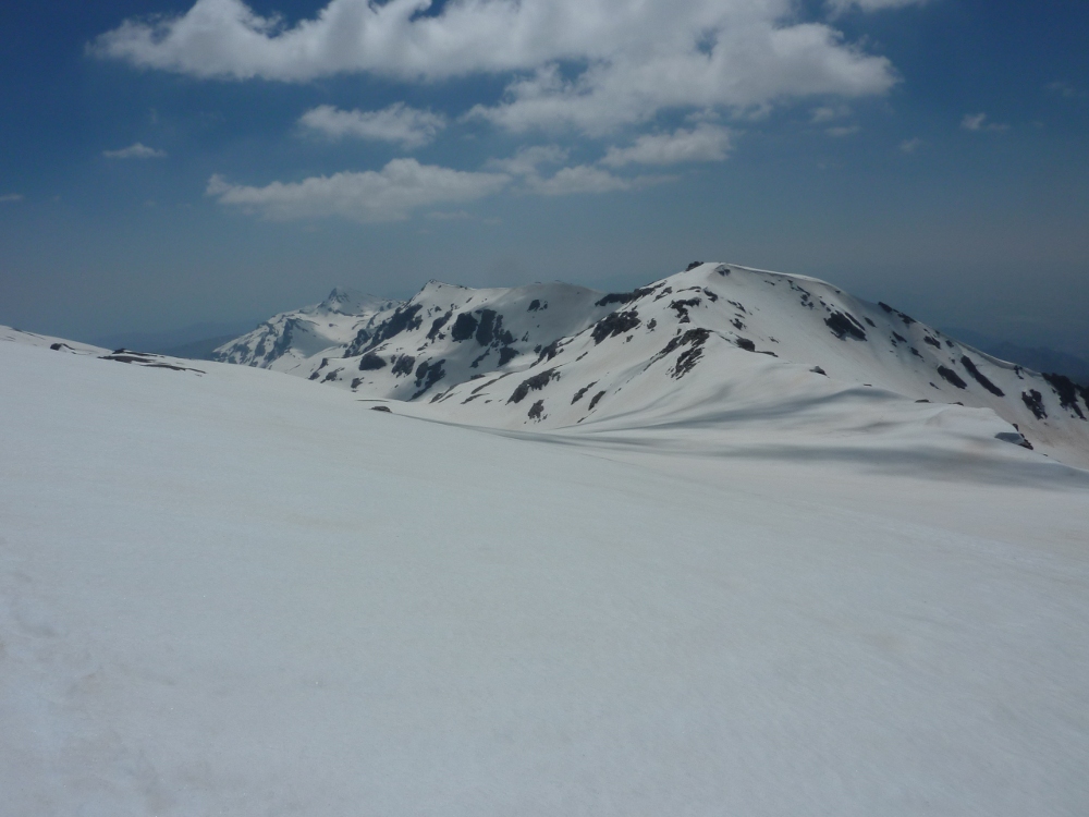 This looks more like the Artic than Southern Spains Sierra Nevada in June