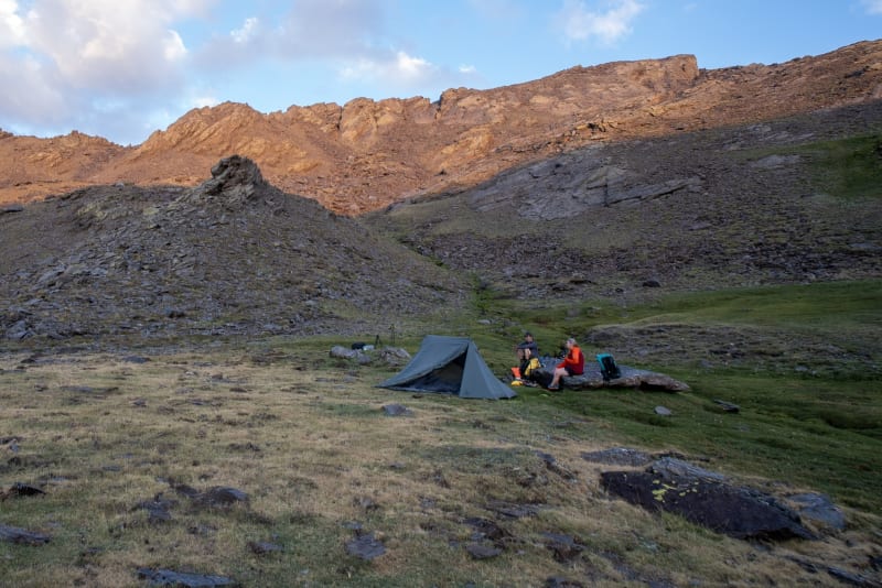 Campsite on a shoulder above Laguna Carnero