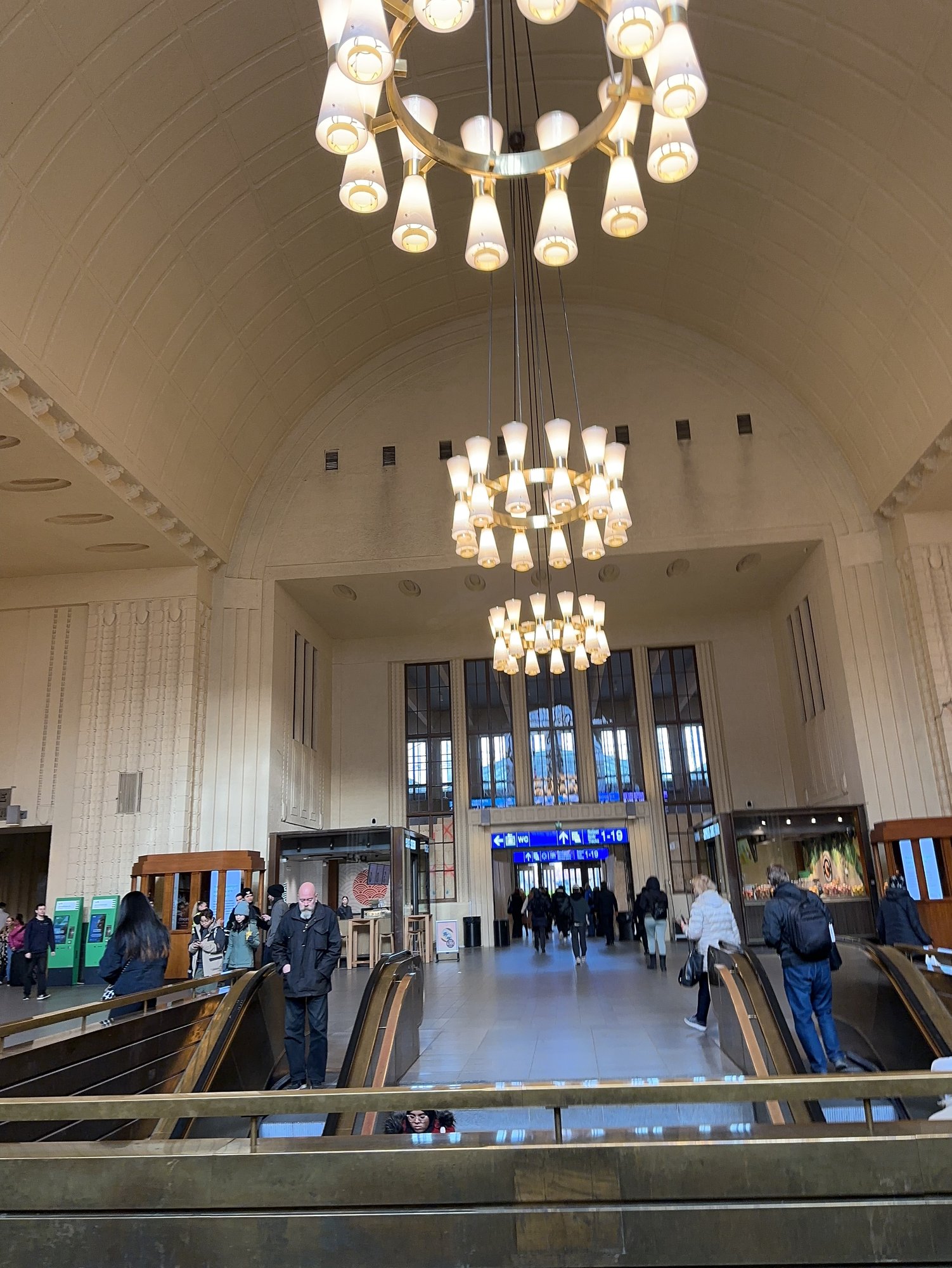 FINLÂNDIA | preços, como ir do aeroporto ao centro de Helsinki | TOUR DO HOTEL