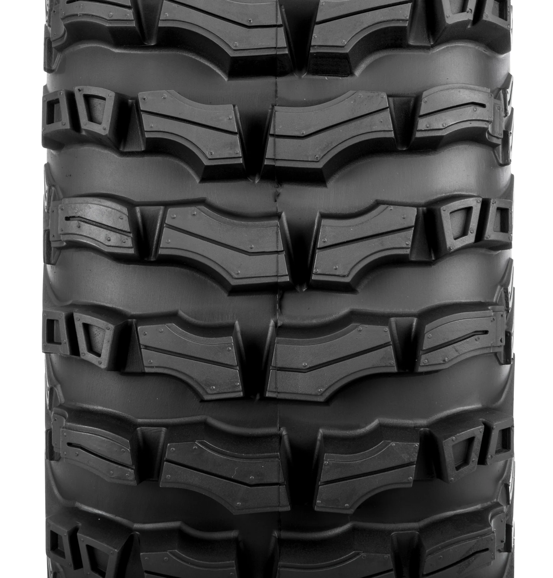 Sedona Buzz Saw RT tire, close-up of center tread
