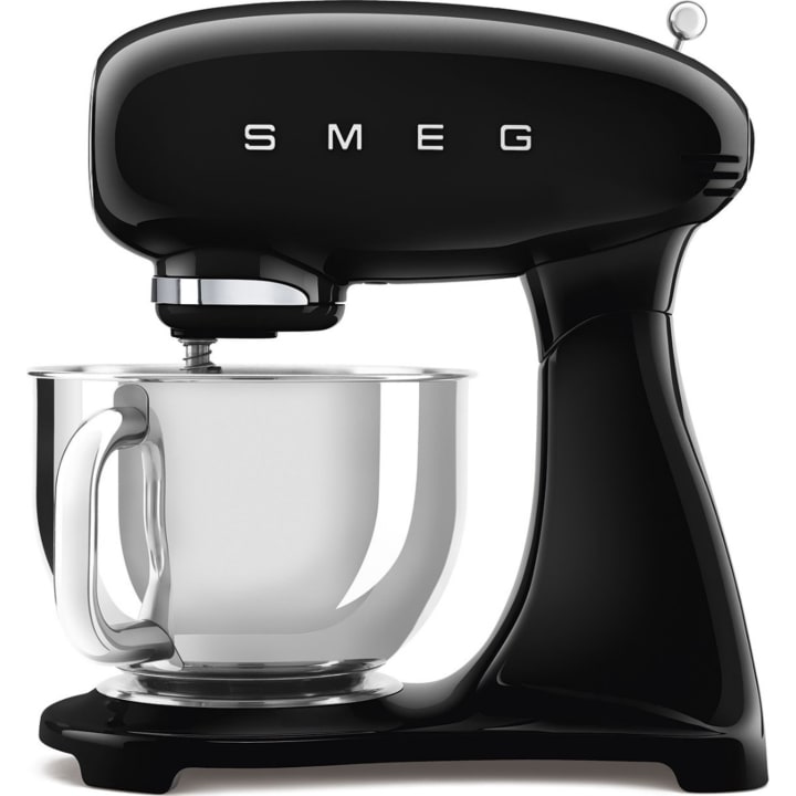 מיקסר 4.8 ליטר סמאג Smeg SMF05BLEU שחור