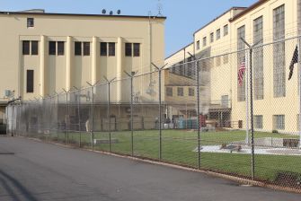 fence and buildings at Oregon State Penitentiary