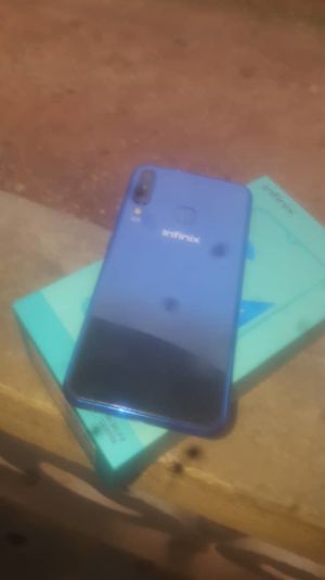 Infinix s4