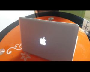 Apple laptop....macbook pro