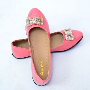 Peach female flat shoe