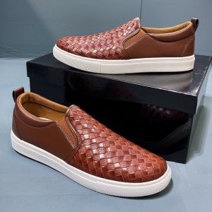 Classic shoes for men