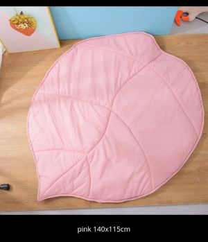 Baby leaf shape playmat/ duvet