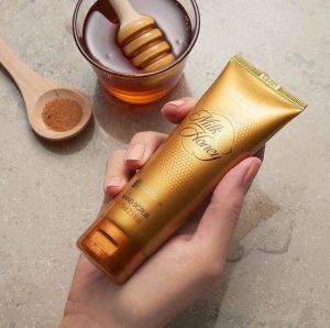 Milk and honey sugar smoothing scrub